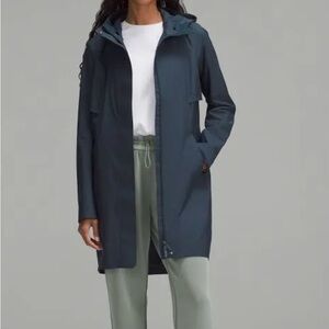 Lululemon Women's Rain Rebel Jacket